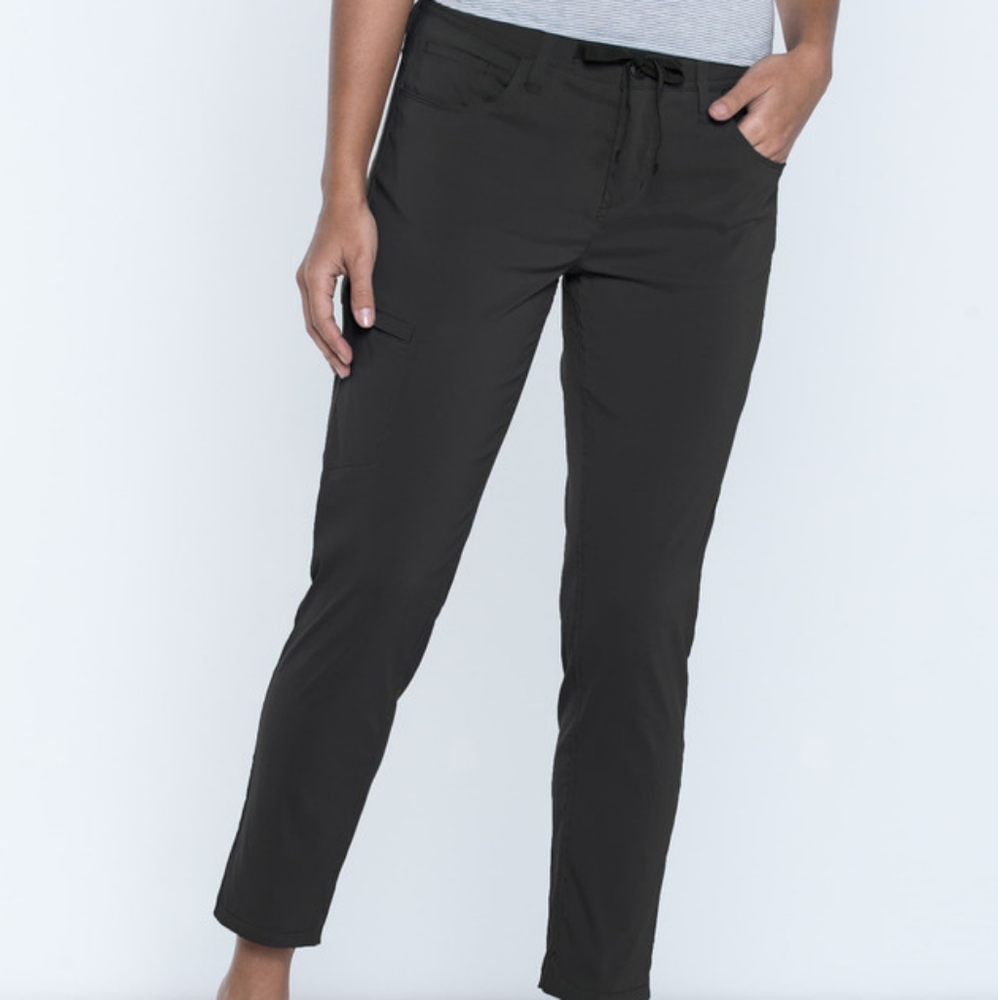 Toad&co active crop pants
Size 6